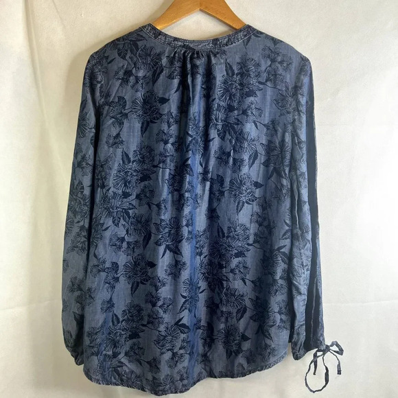 Liz‎ Claiborne Tencel Floral Long Sleeve Blouse Size Medium - Picture 2 of 8